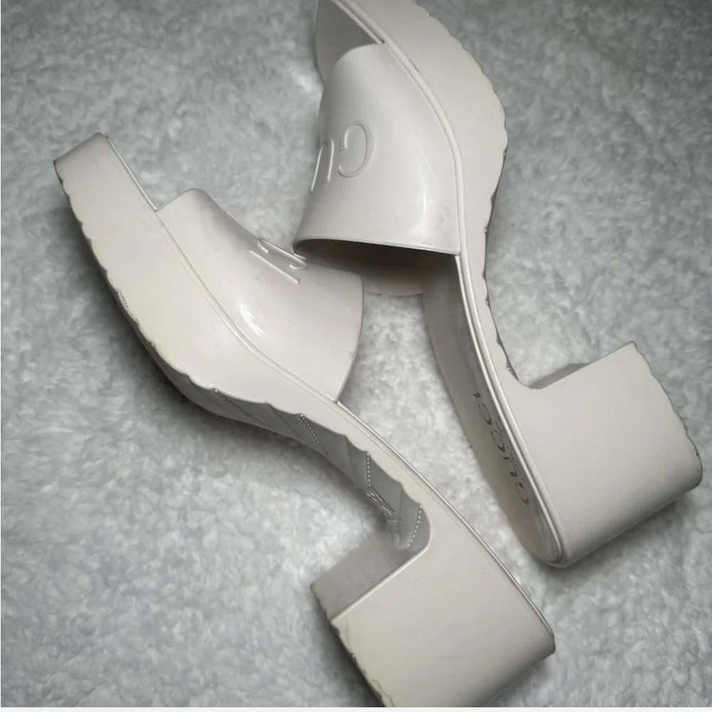 Gucci Cream Women's Mules - Picture 2 of 5